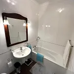 Seaview 2 Bedroom In Qui-si-sana, *