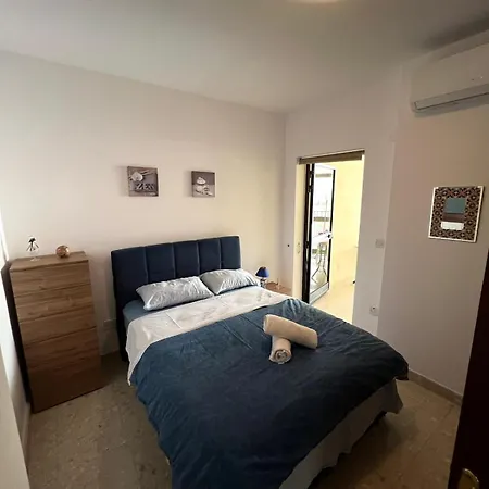 Seaview 2 Bedroom In Qui-si-sana, Apartment Sliema