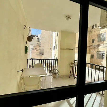 Seaview 2 Bedroom In Qui-si-sana, * Sliema